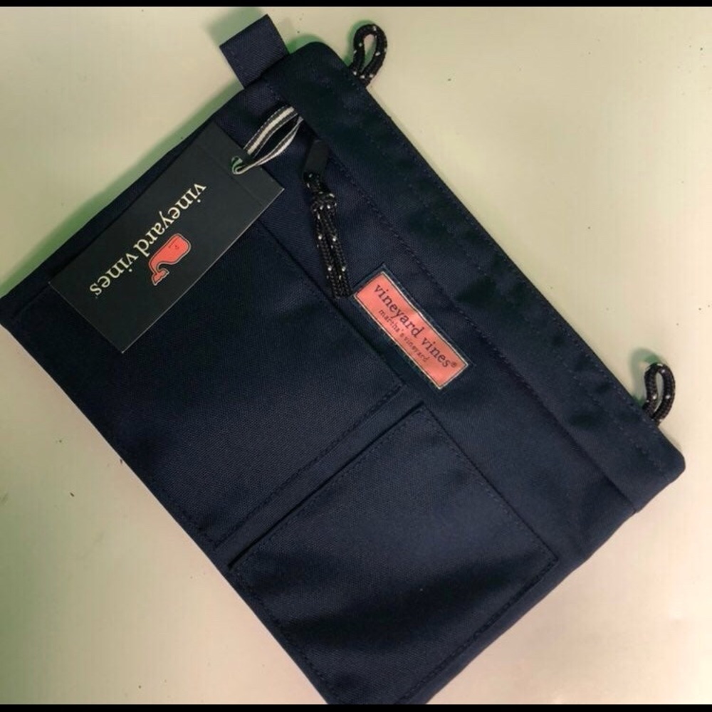 NWT Vineyard Vines Travel/Cosmetic Bag